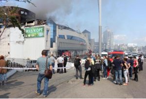 МЧС объяснило, почему пожар в ТЦ «Максим» не удалось быстро потушить