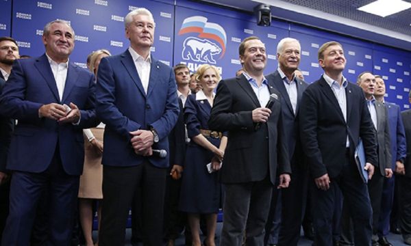 фото: er.ru |  Медведев останется председателем «Единой России»