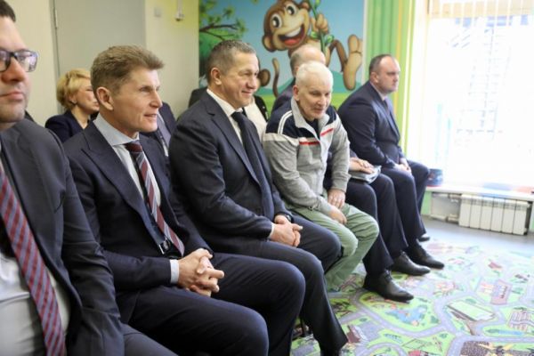фото: primorsky.ru |  Трутнев ознакомился с реализацией спортивно-оздоровительной программы «Маугли»