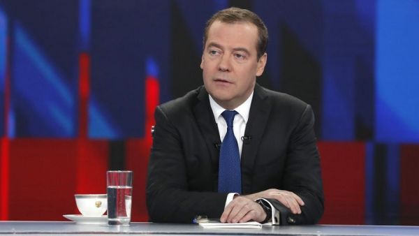 фото: premier.gov.ru |  Медведева рано списали