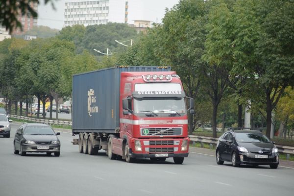 фото KONKURENT |  Водители фур боятся ехать в Китай из-за карантина