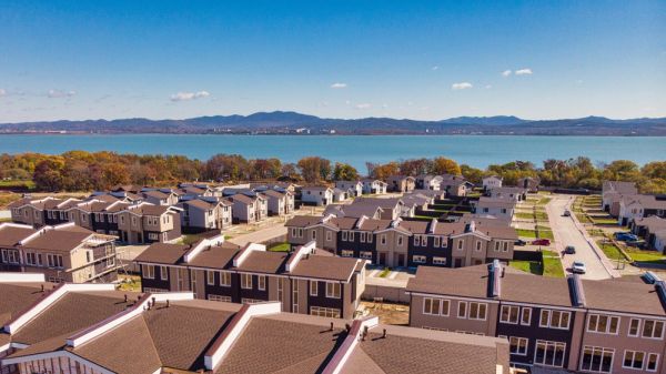 DNS Девелопмент |  Территория добрососедства. Как и зачем «DNS-девелопмент» создает первый в Приморье соседский центр?