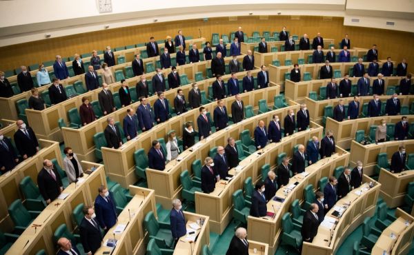 фото: council.gov.ru |  «Много ненужных депутатов и чиновников». Госдуме поступило предложение