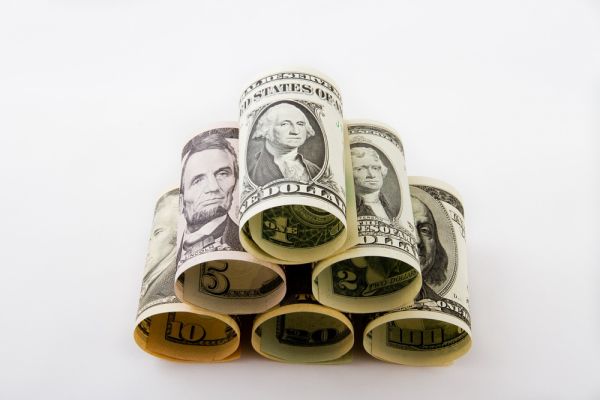 фото: pixabay.com |  Мучения банкиров: доллары в Россию ввозят самолетами