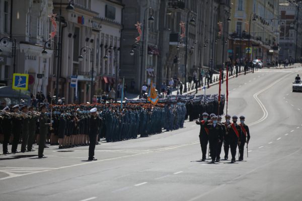 фото И. Новиков/primorsky.ru |  Параду – быть