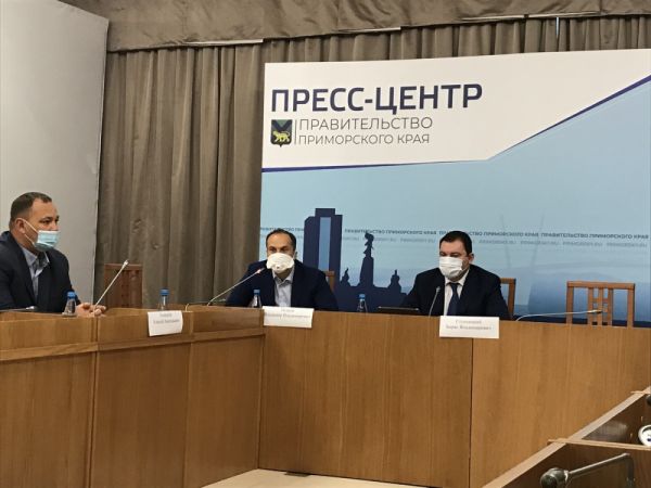 фото KONKURENT |  Под надзором общественных наблюдателей: в Приморье активно голосуют по поправкам в Конституцию