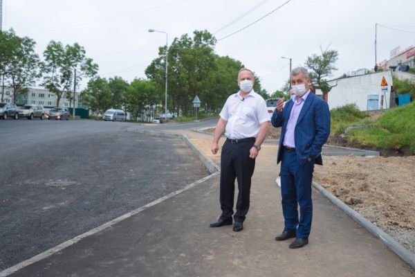 фото: Е. Кулешов/пресс-служба администрации Владивостока |  Олег Гуменюк: «Осталось сделать совсем немного»