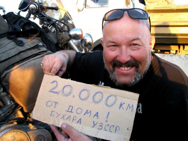 фото: предоставил И. Соколов (Синус) |  Известный мотопутешественник Синус рассказал о байкерах и «мотодевочках»