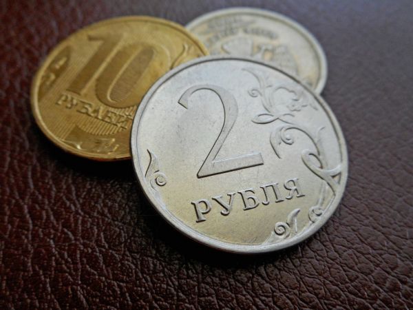 фото pixabay.com |  Эксперт: девальвация рубля продолжится