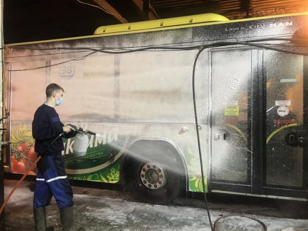 Маргарита Заводова |  Как проходит санобработка общественного транспорта во Владивостоке