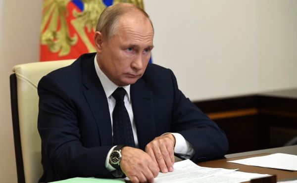 фото: kremlin.ru |  Путин послал губернаторам коронавирусный сигнал. «Мы все отслеживаем»