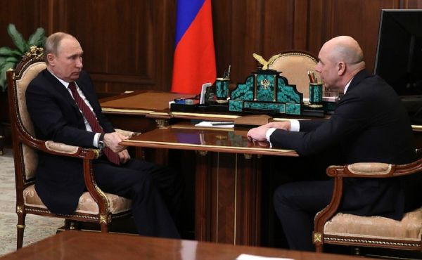 фото: kremlin.ru |  «Когда?» Разговор Путина с Силуановым был коротким
