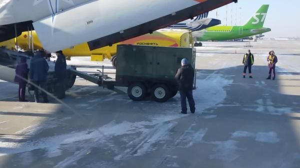 фото: "Примавтодор" |  В Приморье самолетами доставили восемь мобильных генераторов