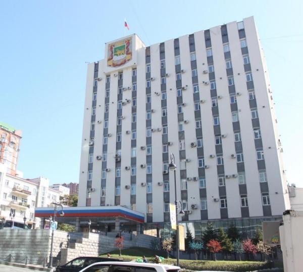 фото KONKURENT |  Ставки сделаны: мэрия Владивостока предъявила документ