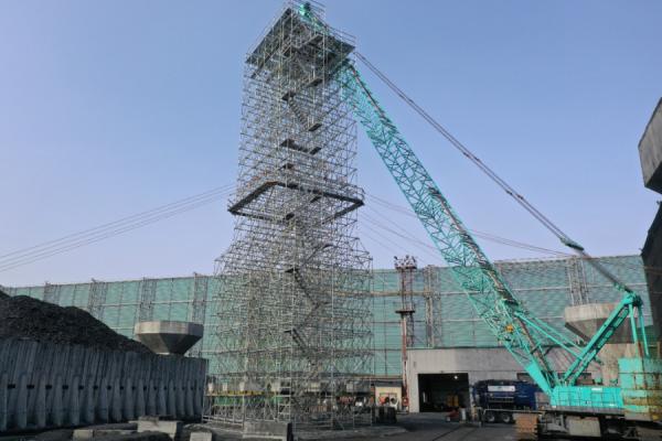 фото: предоставил "Терминал Астафьева" |  Строители навеса в «Терминале Астафьева»: «Готовность к монтажу – высокая!»