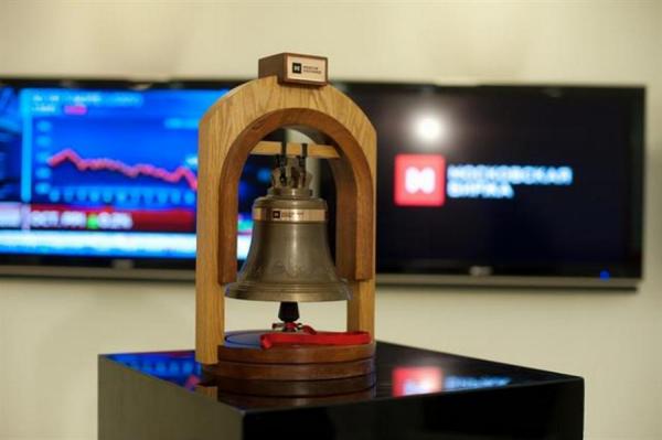 фото: Мосбиржа |  Крупный игрок поставил на обвал рубля до 100 за доллар