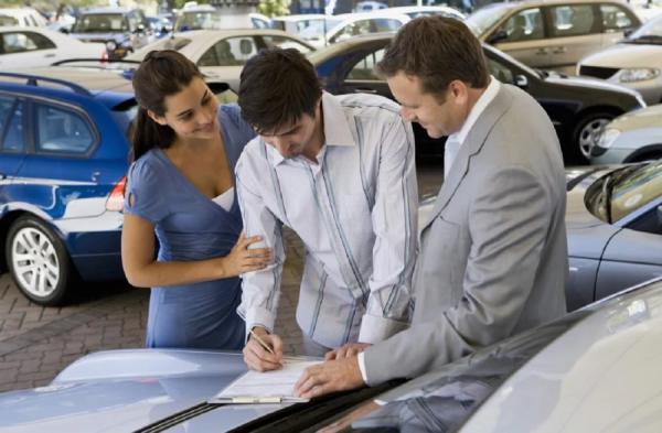 фото: zen.yandex.ru |  Оформление покупки б/у авто на госуслугах недоступно