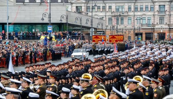 фото: vlc.ru |  Во Владивостоке отмечают День Победы