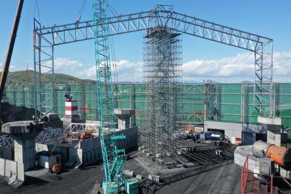 фото: предоставил "Терминал Астафьева" |  «Терминал Астафьева» приступил к сборке навеса над предприятием