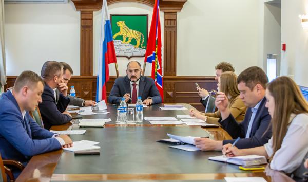 фото: А. Котлярова/vlc.ru |  Шестаков решил судьбу «умных» остановок во Владивостоке