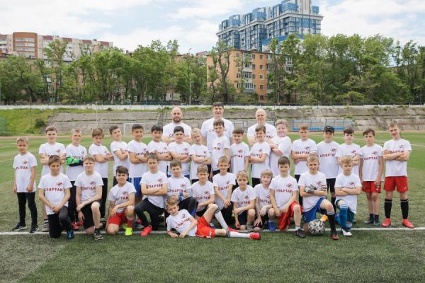 Фото предоставлено организаторами |  Во Владивостоке прошел товарищеский матч между юными боксерами и футболистами
