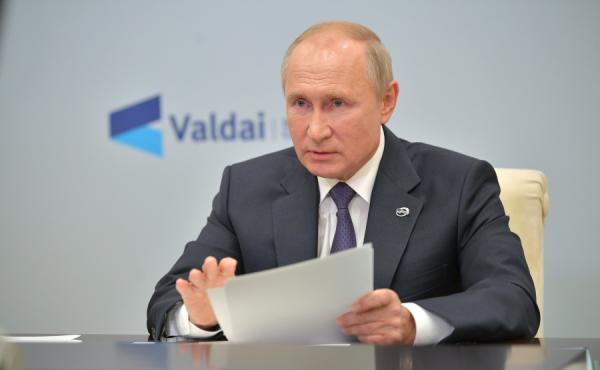 фото: kremlin.ru |  Путин взялся за тарифы по ЖКХ. Что поручил президент