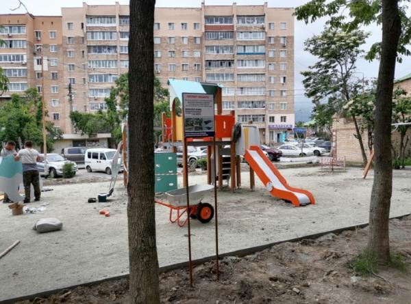 фото: vlc.ru |  Во Владивостоке обновляют более 30 дворовых территорий