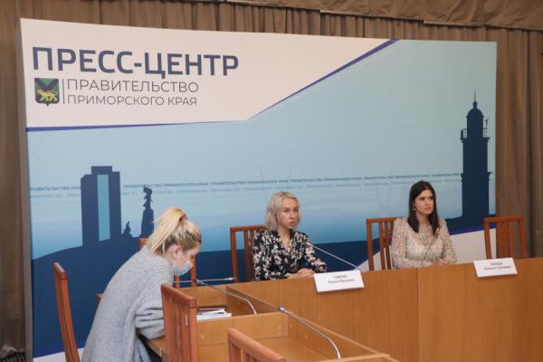 фото: Е. Дымова |  Проект правительства Приморья помогает трудоустроиться молодым специалистам