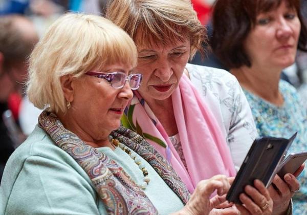 фото: mos.ru |  «Могут писать заявления». Пенсионерам старше 55 и 60 лет дадут новую выплату от ПФР