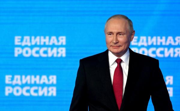 фото: kremlin.ru |  Деньги перечислят автоматически. Путин подписал новый указ о выплате 10 000 рублей