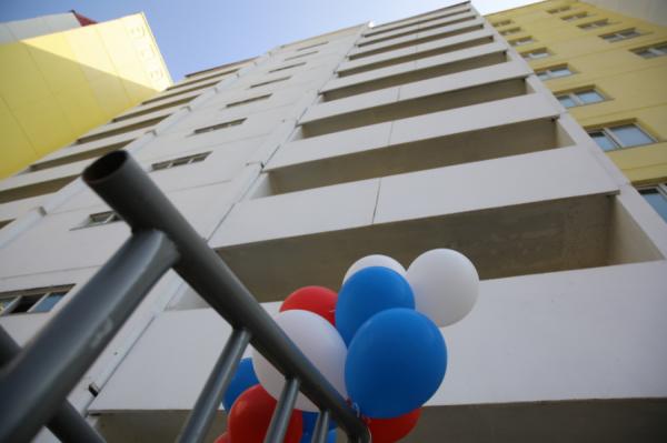 primorsky.ru |  Приморские семьи получили ключи от долгожданных квартир