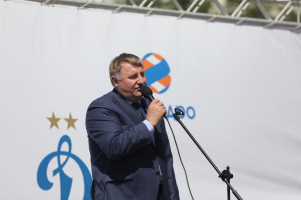 primorsky.ru |  Министр спорта Приморья открыл во Владивостоке футбольную академию «Динамо»
