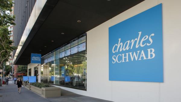 Фото: safetradebinaryoptions.com |  Charles Schwab (Почему этот брокер самый надежный)