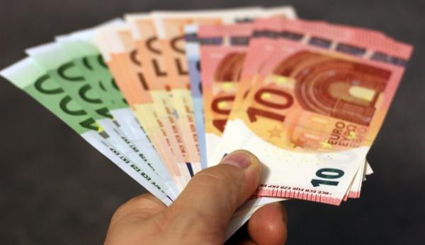 фото pixabay.com |  Сбербанк приготовился к девальвации евро