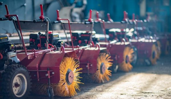 фото: Максим Долбнин / vlc.ru |  Дорожники Владивостока готовятся к предстоящей зиме