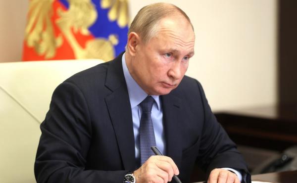 kremlin.ru |  Путин наконец высказался о введении обязательных QR-кодов