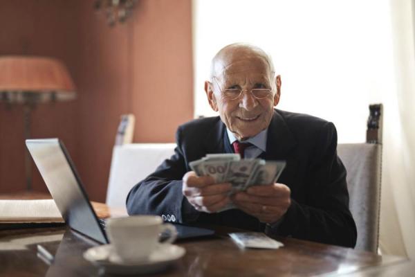 фото pixabay.com |  Всем без исключения. С февраля пенсионеров ждет «внушительная» доплата к пенсиям
