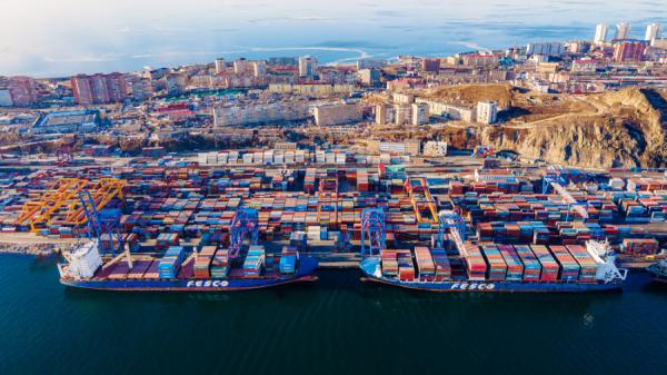 фото: пресс-служба FESCO |  ВМТП сохранил лидерство в России по контейнерообороту
