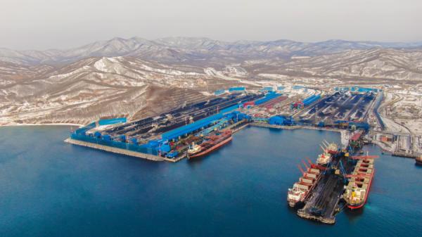 Фото: «Восточный Порт» |  Стивидорной компании АО «Восточный Порт» исполнилось 48 лет