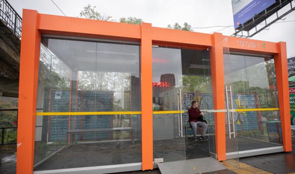 фото: vlc.ru |  Торговлю загружают в «умные остановки» Владивостока