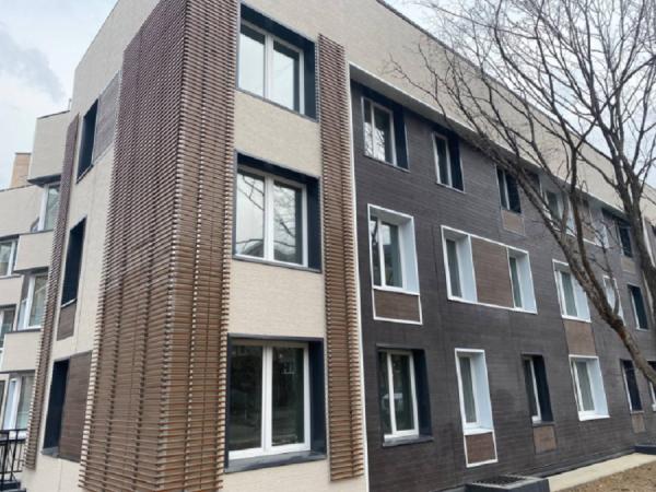 фото: vlc.ru |  Общественные наблюдатели проверили построенный дом на Глинки