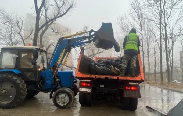 фото: vlc.ru |  Улицы Владивостока приводили в порядок почти 22 тысячи человек