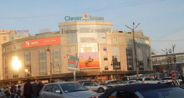 фото KONKURENT |  Торги по продаже крупного торгового центра во Владивостоке провалились