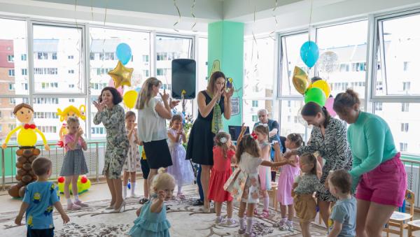 фото: vlc.ru |  Новый детский сад в Снеговой Пади показали будущим воспитанникам