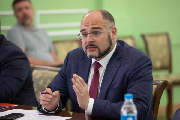 Шестаков предложил «классное» решение промышленникам Владивостока