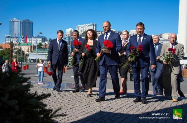 Администрация города Владивостока |  Торжественные мероприятия, посвященные окончанию Второй мировой войны, прошли во Владивостоке