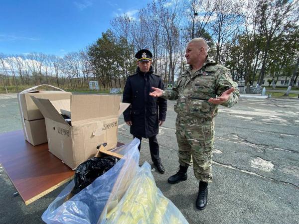 фото: vlc.ru |  Вице-мэр Владивостока передал мобилизованным груз гуманитарной помощи