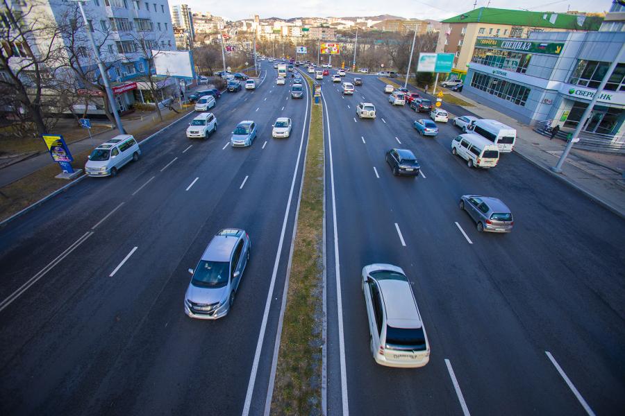 Платные парковки и полосы для автобусов: во Владивостоке продолжается реорганизация движения