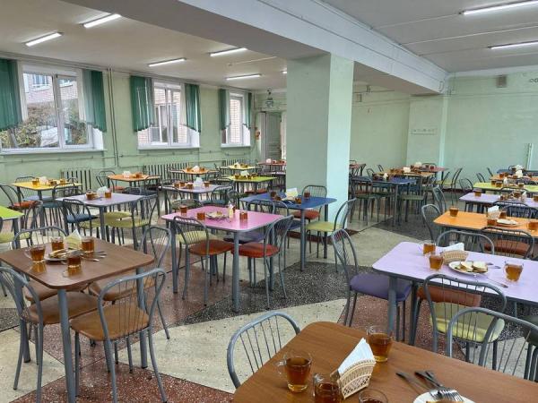 фото: vlc.ru |  Управление образования Владивостока проверило качество питания в гимназии № 1
