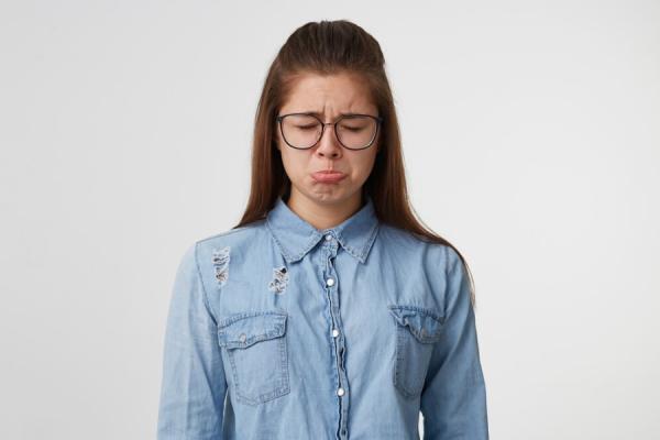 freepik.com |  Подросткам запретят отказываться от прививок и «накачивать» губы